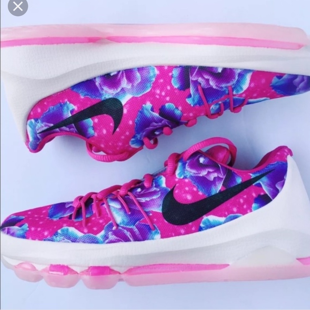 Nike KD 8 PRM “Aunt Pearls" Size 6.5